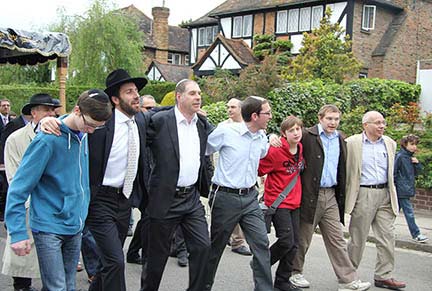 Sefer Torah Dedicated in Memory of Jennifer 2012