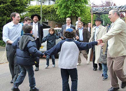 Sefer Torah Dedicated in Memory of Jennifer 2012