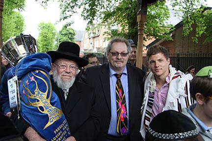 Sefer Torah Dedicated in Memory of Jennifer 2012