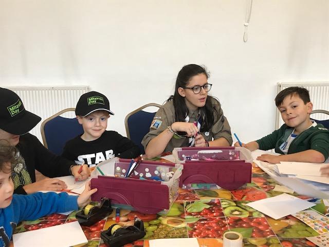 Making cards on Mitzvah Day 2018