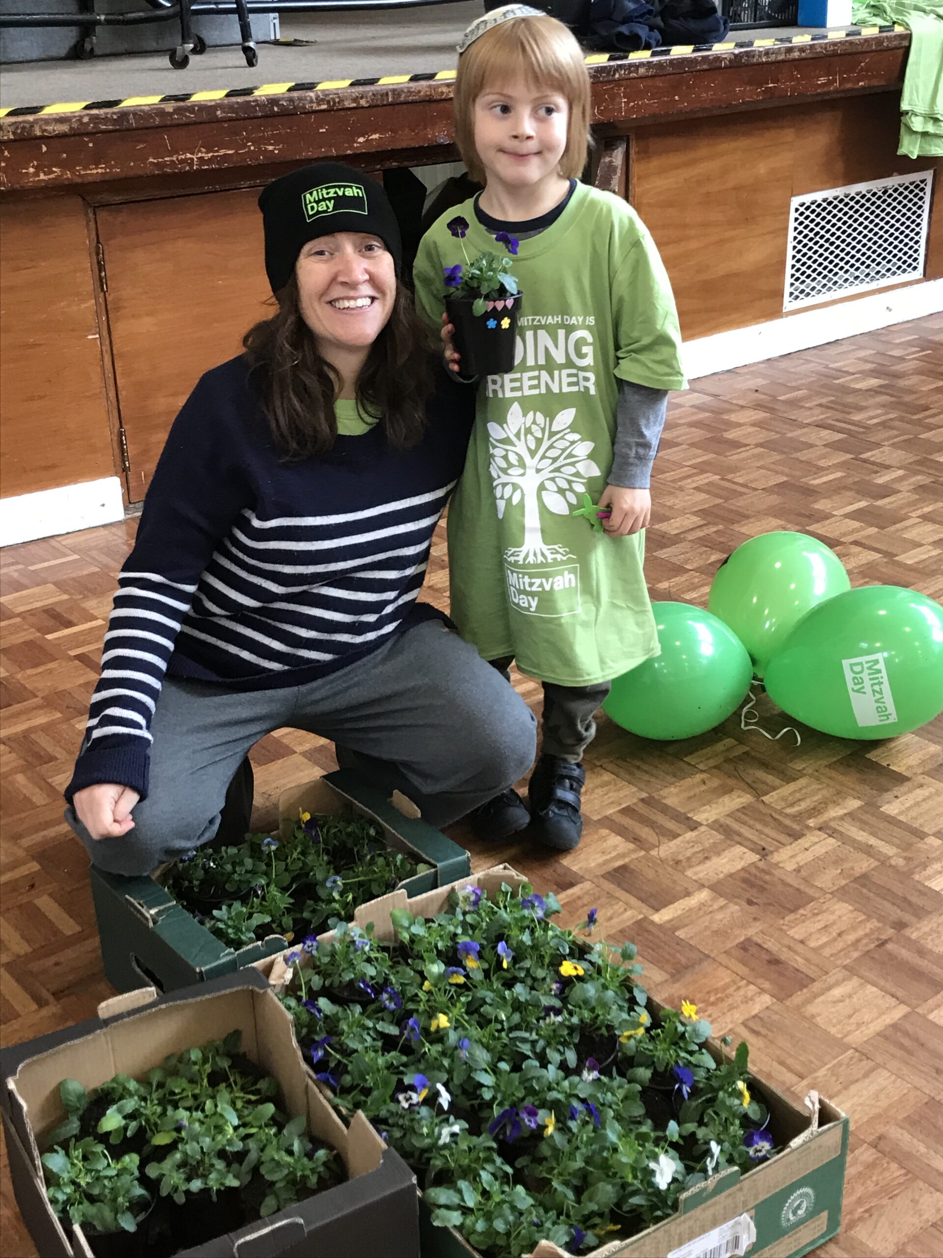 Planting Flowers by Woodside Park Synagogue on Mitzvah Day 2019