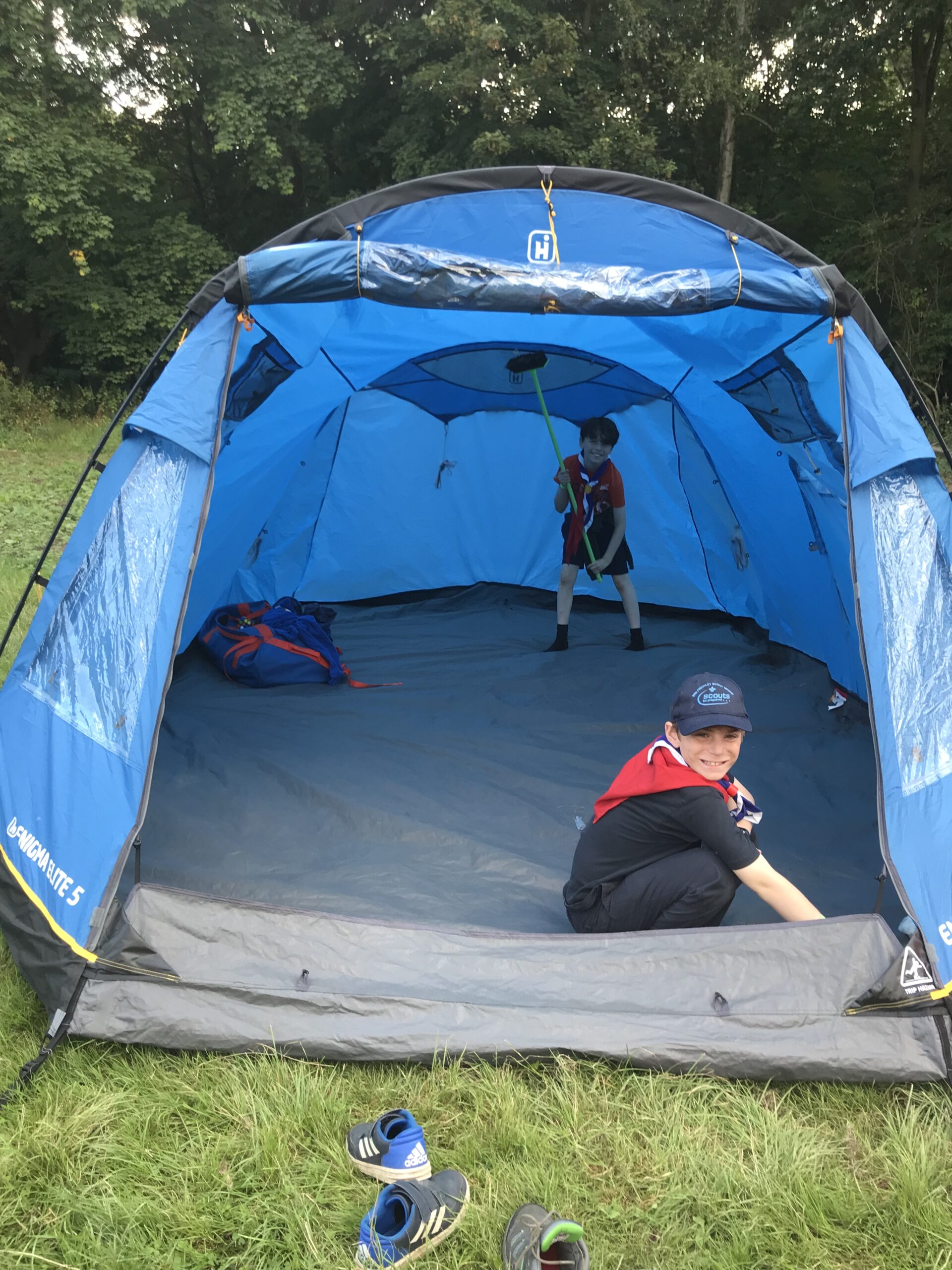 Scouts setting up camp